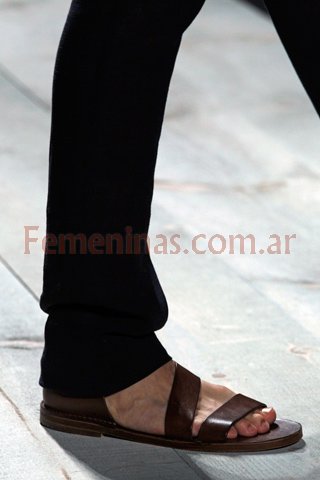 Calzado bajo moda verano 2012 DETALLES Michael Kors